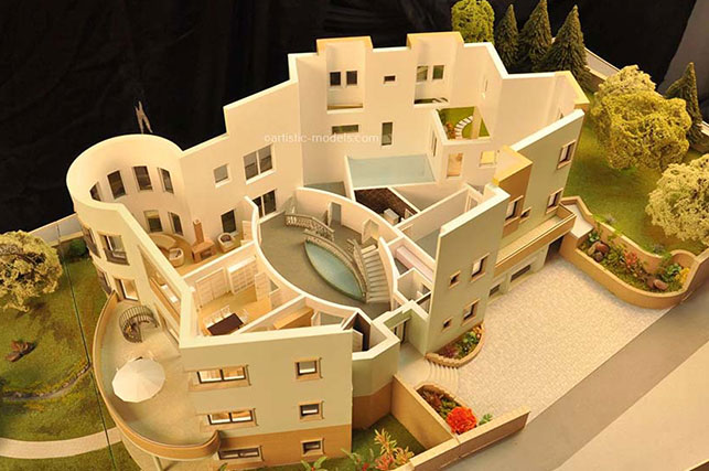 REMOVABLE ROOF MODEL